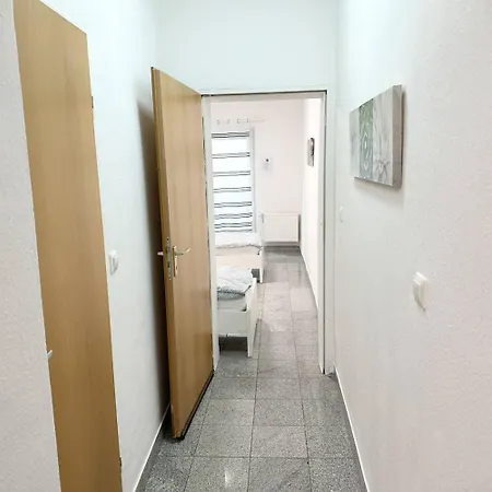 Апартаменты Work And In Тройсдорф